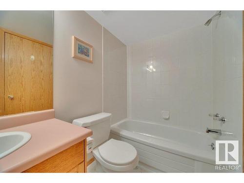 229 Northmount Drive, Wetaskiwin, AB - Indoor Photo Showing Bathroom