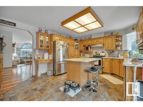 229 Northmount Drive, Wetaskiwin, AB - Indoor Photo Showing Kitchen