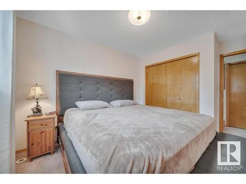 229 Northmount Drive, Wetaskiwin, AB - Indoor Photo Showing Bedroom