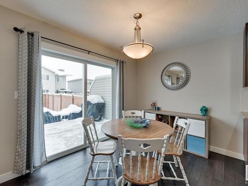 56 Redding Way, Fort Saskatchewan, AB - Indoor Photo Showing Dining Room