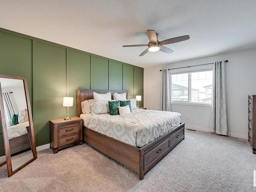 56 Redding Way, Fort Saskatchewan, AB - Indoor Photo Showing Bedroom