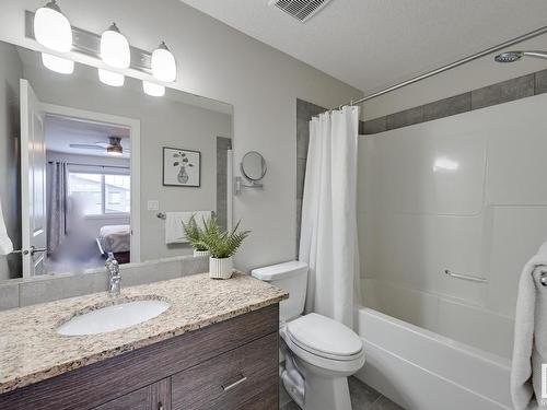 56 Redding Way, Fort Saskatchewan, AB - Indoor Photo Showing Bathroom