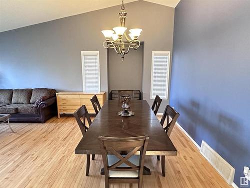 10824 106A, Westlock, AB - Indoor Photo Showing Dining Room