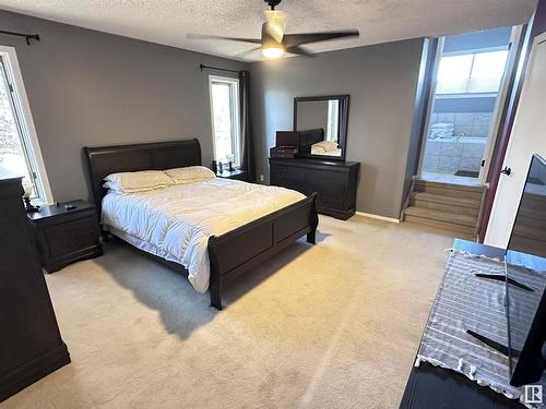 10824 106A, Westlock, AB - Indoor Photo Showing Bedroom