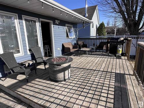 10824 106A, Westlock, AB - Outdoor With Deck Patio Veranda With Exterior