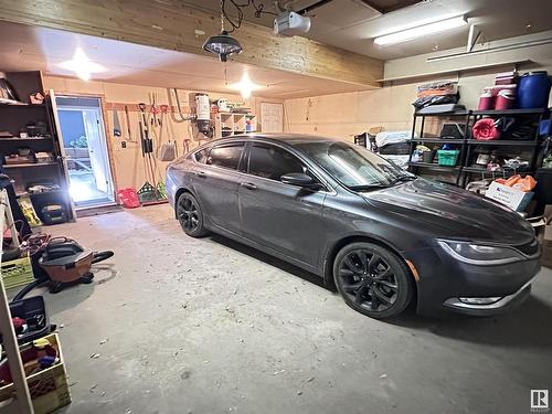 10824 106A, Westlock, AB - Indoor Photo Showing Garage