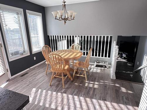 10824 106A Avenue, Westlock, AB - Indoor Photo Showing Dining Room