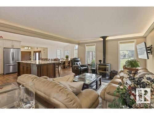 58308 Rge Rd 243, Rural Westlock County, AB - Indoor Photo Showing Living Room