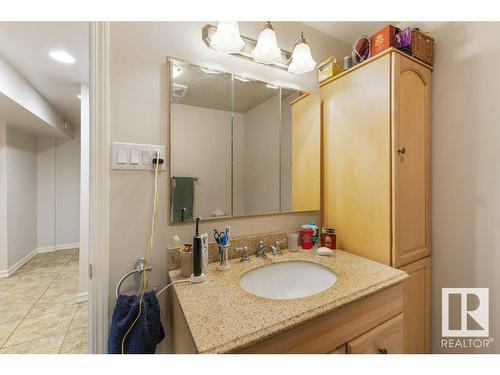 58308 Rge Rd 243, Rural Westlock County, AB - Indoor Photo Showing Bathroom