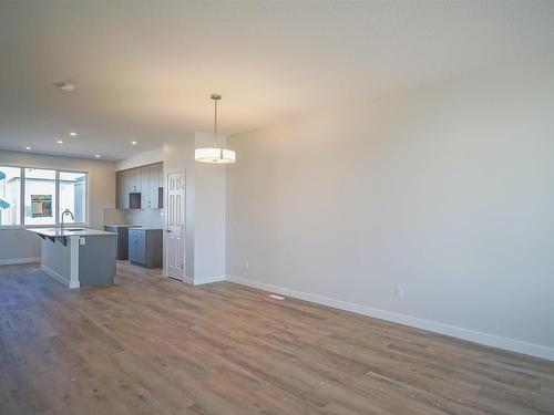 21 Westpark Drive, Fort Saskatchewan, AB - Indoor Photo Showing Kitchen