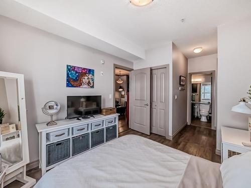 344 10121 80 Avenue, Edmonton, AB - Indoor Photo Showing Bedroom