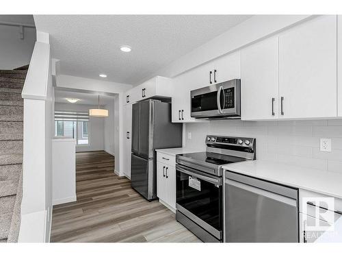 41 1530 Tamarack Boulevard Nw, Edmonton, AB - Indoor Photo Showing Kitchen With Stainless Steel Kitchen