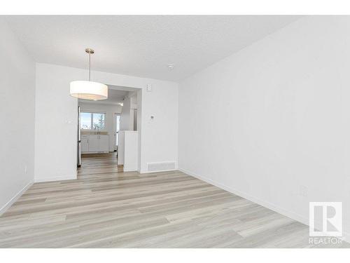 41 1530 Tamarack Boulevard Nw, Edmonton, AB - Indoor Photo Showing Other Room