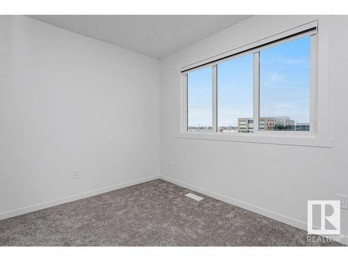 41 1530 Tamarack Boulevard Nw, Edmonton, AB - Indoor Photo Showing Other Room