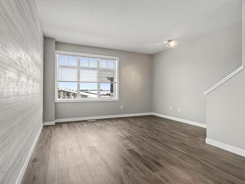 91 600 Bellerose Drive, St. Albert, AB - Indoor Photo Showing Other Room