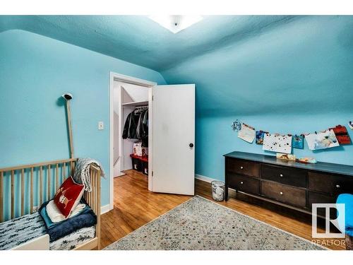 10434 138 Street, Edmonton, AB - Indoor Photo Showing Bedroom