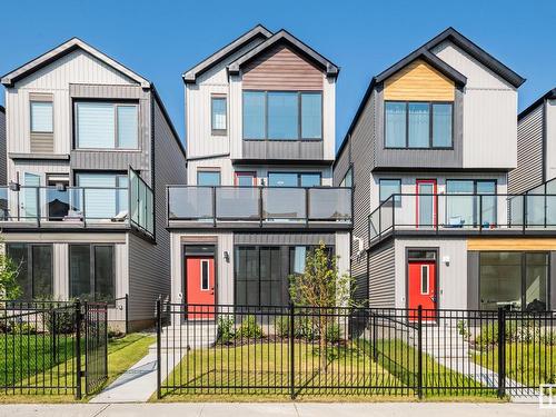 439 39 Street, Edmonton, AB - Outdoor With Balcony With Facade