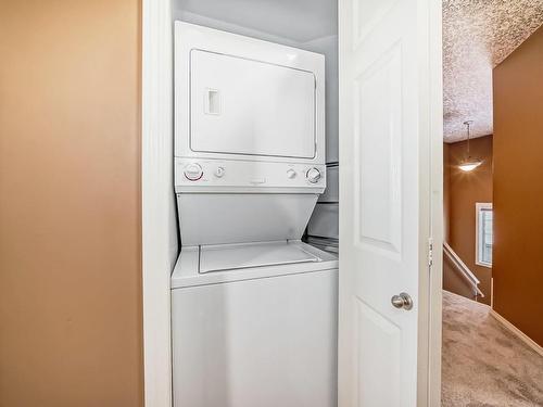 28 225 Blackburn E, Edmonton, AB - Indoor Photo Showing Laundry Room