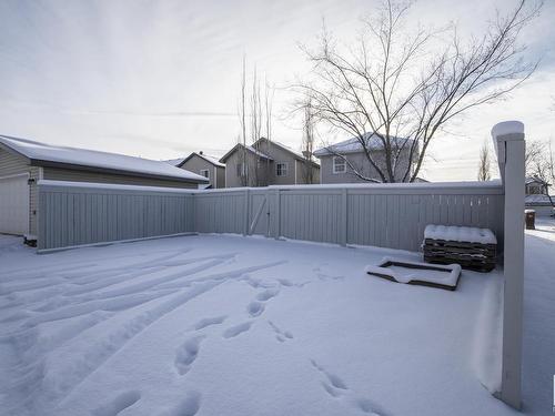 883 Oakland Boulevard, Devon, AB - Outdoor