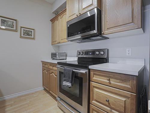 112 14259 50 Street, Edmonton, AB - Indoor Photo Showing Kitchen