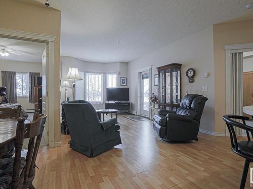 112 14259 50 Street, Edmonton, AB - Indoor Photo Showing Living Room