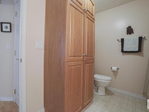 112 14259 50 Street, Edmonton, AB - Indoor Photo Showing Bathroom