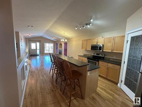 26 Willowdale Place, Stony Plain, AB - Indoor Photo Showing Kitchen With Stainless Steel Kitchen