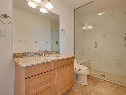 503 10035 Saskatchewan Drive, Edmonton, AB - Indoor Photo Showing Bathroom