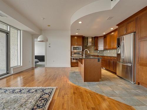 503 10035 Saskatchewan Drive, Edmonton, AB - Indoor Photo Showing Kitchen With Stainless Steel Kitchen