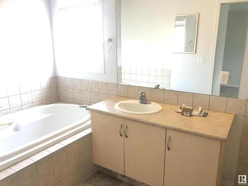 1528 76 Street, Edmonton, AB - Indoor Photo Showing Bathroom