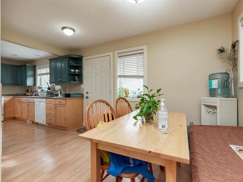 10651 68 Ave 6711 107 St Avenue, Edmonton, AB - Indoor Photo Showing Dining Room