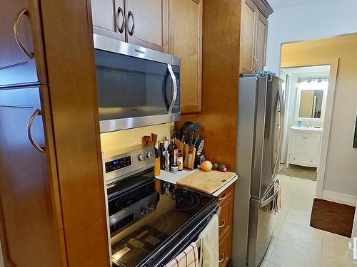 505 12121 Jasper Avenue, Edmonton, AB - Indoor Photo Showing Kitchen