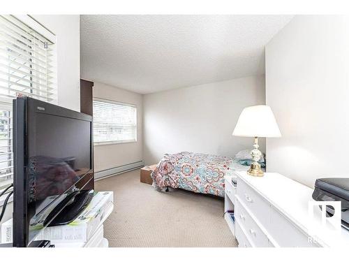 117 17404 64 Avenue Nw, Edmonton, AB - Indoor Photo Showing Bedroom