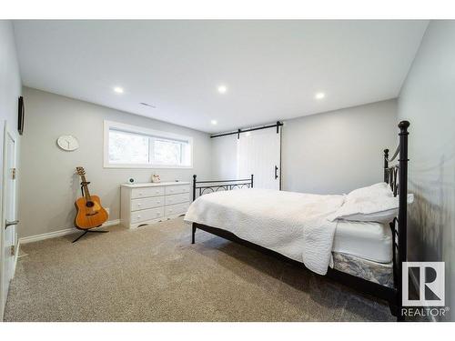 3213 110A Street, Edmonton, AB - Indoor Photo Showing Bedroom