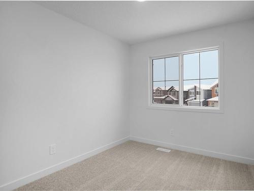 1415 13 Avenue, Edmonton, AB - Indoor Photo Showing Other Room