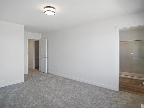 19215 24 Avenue, Edmonton, AB - Indoor Photo Showing Other Room