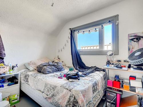 12732 127 Street, Edmonton, AB - Indoor Photo Showing Bedroom