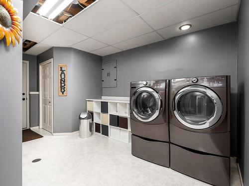 26 53504 Rge Road 274, Rural Parkland County, AB - Indoor Photo Showing Laundry Room