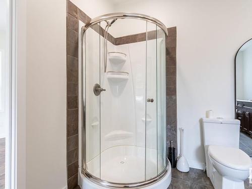 305 3 Street, Rural Lac Ste. Anne County, AB - Indoor Photo Showing Bathroom