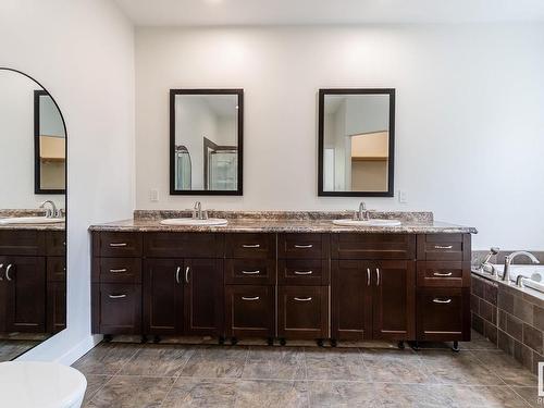 305 3 Street, Rural Lac Ste. Anne County, AB - Indoor Photo Showing Bathroom