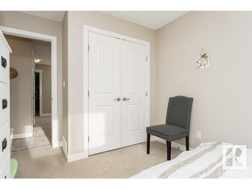 3047 Harvey Crescent, Edmonton, AB - Indoor Photo Showing Bedroom