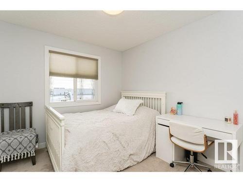 3047 Harvey Crescent, Edmonton, AB - Indoor Photo Showing Bedroom