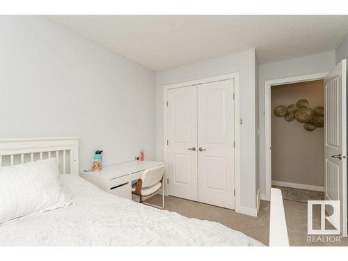 3047 Harvey Crescent, Edmonton, AB - Indoor Photo Showing Bedroom