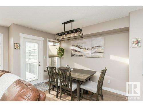 3047 Harvey Crescent, Edmonton, AB - Indoor Photo Showing Dining Room