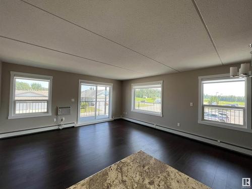 203 4002 47 Street, Drayton Valley, AB - Indoor