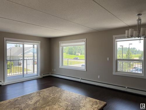 203 4002 47 Street, Drayton Valley, AB - Indoor Photo Showing Other Room