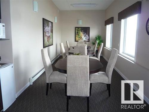 203 4002 47 Street, Drayton Valley, AB - Indoor Photo Showing Dining Room