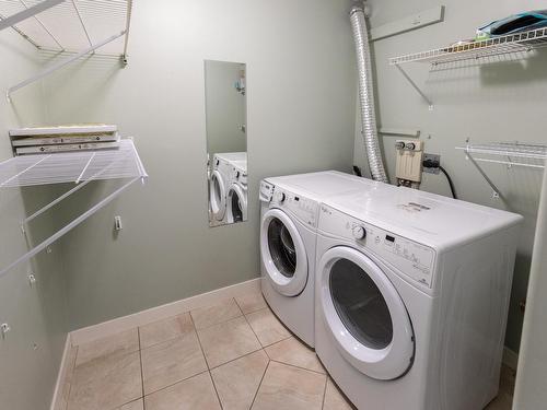 405 7951 96 Street, Edmonton, AB - Indoor Photo Showing Laundry Room