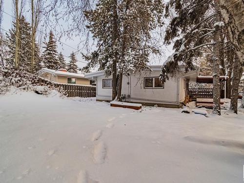 8 Grenfell Avenue, St. Albert, AB - Outdoor