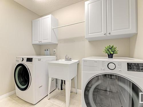 164 Darlington Crescent, Edmonton, AB - Indoor Photo Showing Laundry Room